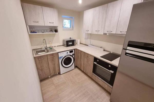 Guest House 59, Забронировать Дом для отпуска Отели Побережья Варны с парковкой, Парковка