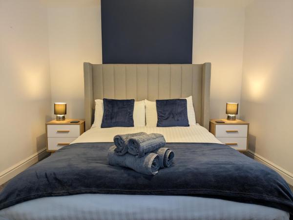 Blue Horizon Holiday Cottage - 4 Minute Walk to the Beach, Забронировать Дом для отпуска Отели Jurassic Coast с парковкой, Парковка
