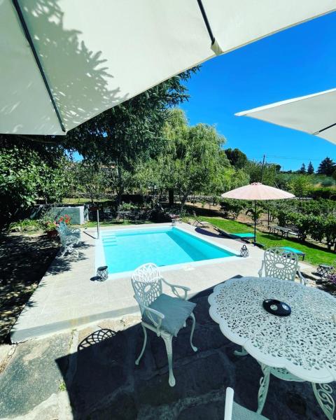 Casa do Beco B&B Douro - Guest House, Забронировать Дом для отпуска Отели Parambos с бассейном, Бассейн