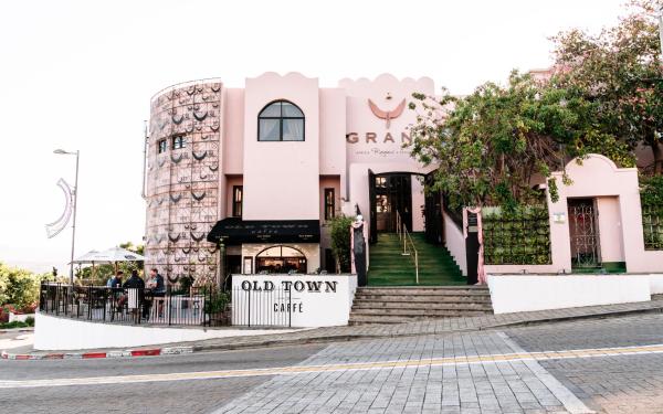 Grand Cafe & Rooms