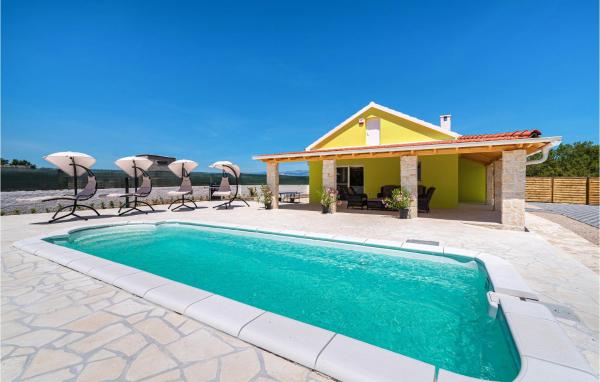 Nice Home In Zemunik Donji With Wifi, Забронировать Дом для отпуска Malić Задарская жупания