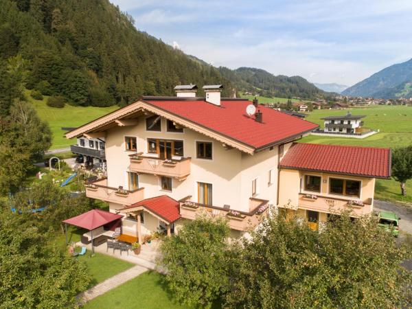 Ferienhaus Haas II, Забронировать Отель Отели Тироля с парковкой, Парковка