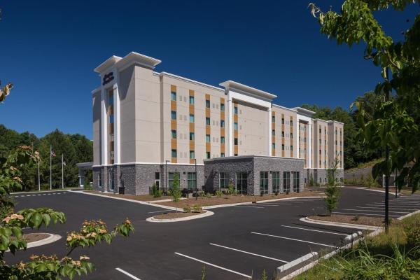 Hampton Inn & Suites-Asheville Biltmore Village, NC