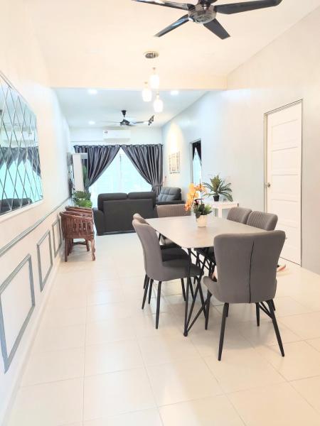 Private pool Cassa Dinies, Wifi , Bbq,10 pax, Забронировать Дом для отпуска Рантау Панджанг Келантан