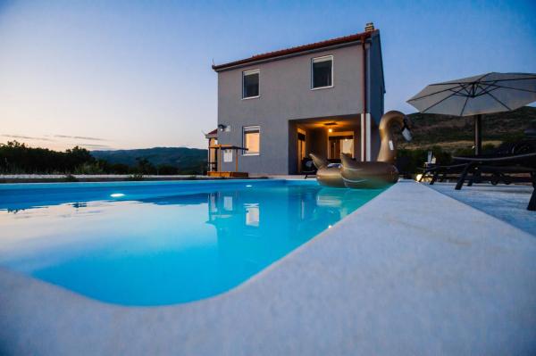 Family dream house, Забронировать Вилла Ružić Dalmatian Zagora