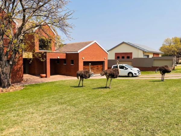 Euphoria Self Catering Home, Забронировать Вилла Виллы Waterberg, Вилла