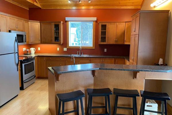 Gudjonson Getaway - 2 bed 2 bath Cabin