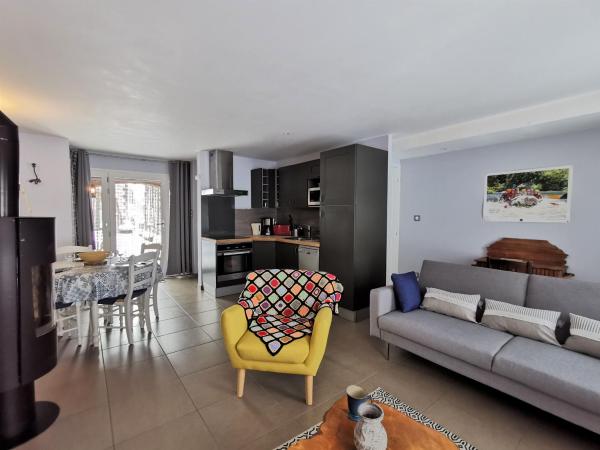 Gîte rénové idéal pour randos et astronomie, calme assuré, proche Puy-en-Velay et activités nature. - FR-1-582-318, 预订 度假屋 Le Vernet 奥弗涅大区