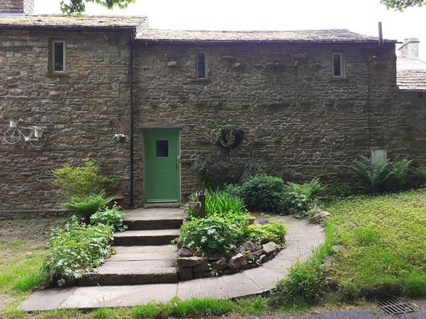 Thorney Mire Barn