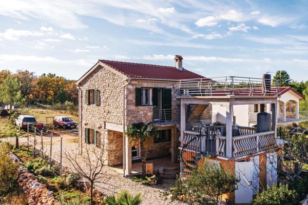 "Holiday Home Ivan"