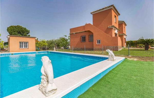 Beautiful Home In Arahal With Wifi, Забронировать Дом для отпуска Отели Эль-Арааль с бассейном, Бассейн