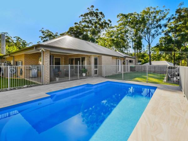 Sun Daze at Smithies, Забронировать Дом для отпуска Смитс-Лейк North Coast New South Wales