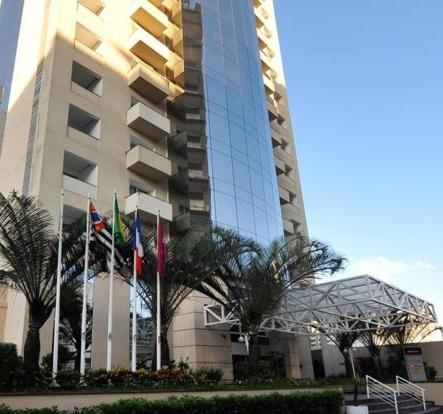 FLAT Jardins São Paulo excelente, Забронировать Апарт-отель Отели Сан-Паулу с парковкой, Парковка