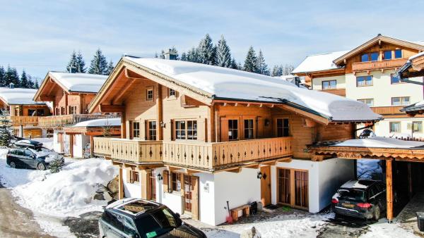 Chalet Königsleiten 297, Забронировать Шале Отели Циллерталь Арены с парковкой, Парковка