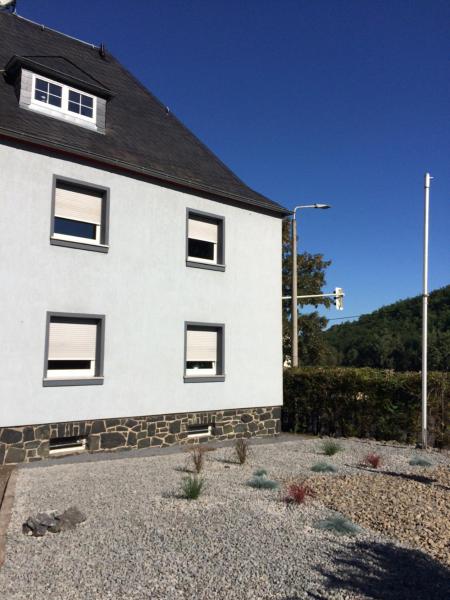 Body Kult Loft - Modernes Appartement mit 2 separaten Schlafzimmern - kostenlose Parkplätze direkt an der Unterkunft