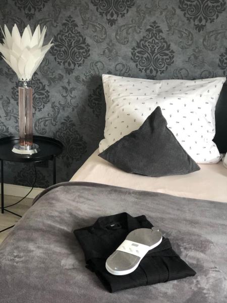 Body Kult Loft - Modernes Appartement mit 2 separaten Schlafzimmern - kostenlose Parkplätze direkt an der Unterkunft