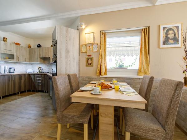 Holiday Home Ildiko by Interhome