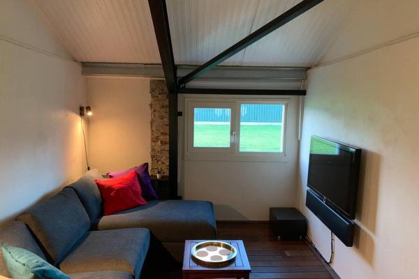 Karibu de Stallen (met Sauna en Stoom douche)