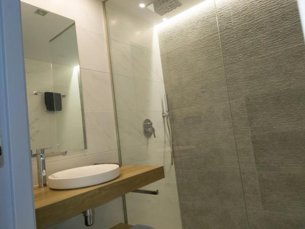Oasis Beach 8 Top floor apartment in Torrevieja Punta Prima