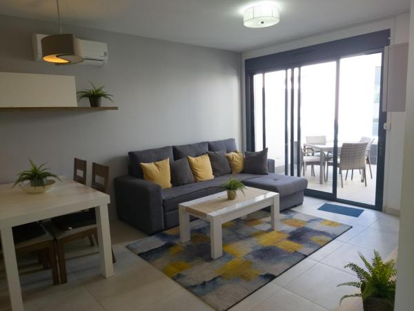 Oasis Beach 8 Top floor apartment in Torrevieja Punta Prima