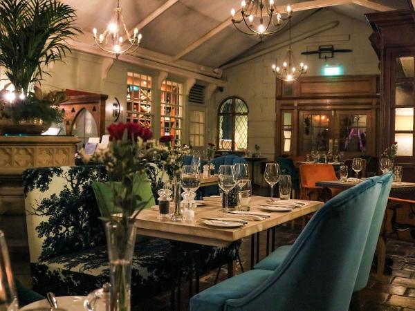 The Maids Head Hotel