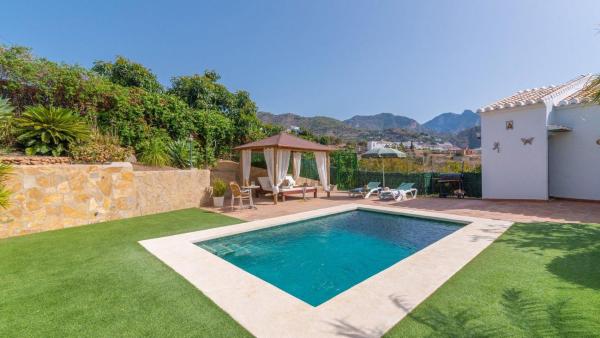 Cortijo Albaricoque Frigiliana by Ruralidays, Забронировать Отель Фрихильяна Axarquía