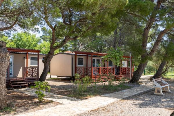 Camping Paklenica, Забронировать Комплекс для отдыха Отели Starigrad-Paklenica Riviera с бассейном, Бассейн