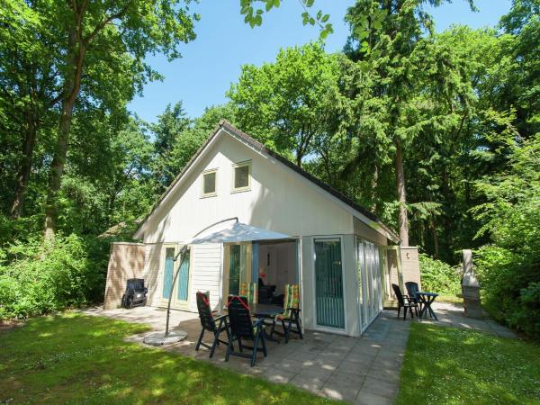 Holiday Home in Oudemirdum by Frisian Lakes