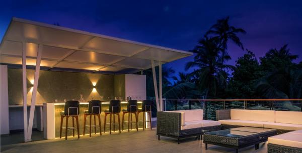 Ashore by Vista, Beachfrom 6BHK, ultra luxurious with Infinity pool, SPA at Morjim
