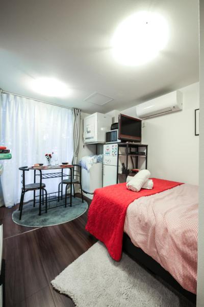 North Cottage Studio Apartment with private entrance