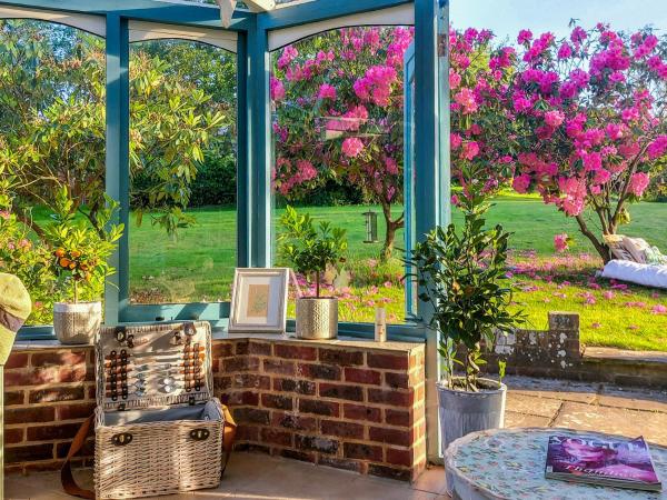 Kipling Cottage, Забронировать Дом для отпуска Отели Восточного Сассекс с парковкой, Парковка