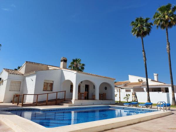 Chalet Playa Flamenca, Забронировать Шале Виллы Плайя-Фламенка, Вилла