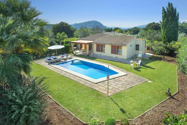 Almendra Boi, Забронировать Отель Польенса Майорка