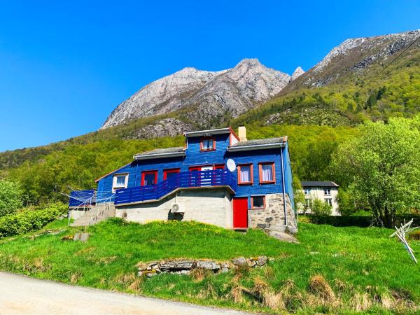 Norway Stabben Tour, Забронировать Вилла Tustna Мёре-ог-Ромсдал