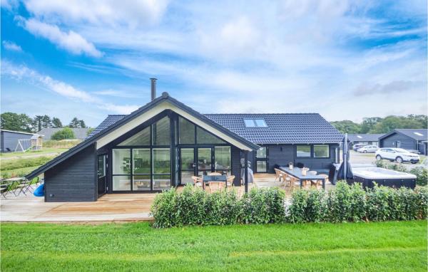 Lovely Home In Haderslev With Sauna, Забронировать Дом для отпуска Хадерслев Sønderjylland
