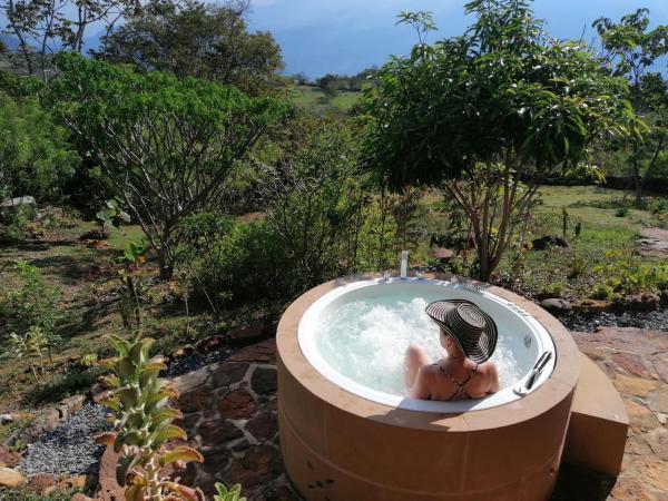 El Paraiso - B&B Finca San Vicente, Забронировать Отель «постель и завтрак» Баричара департамент Сантандер
