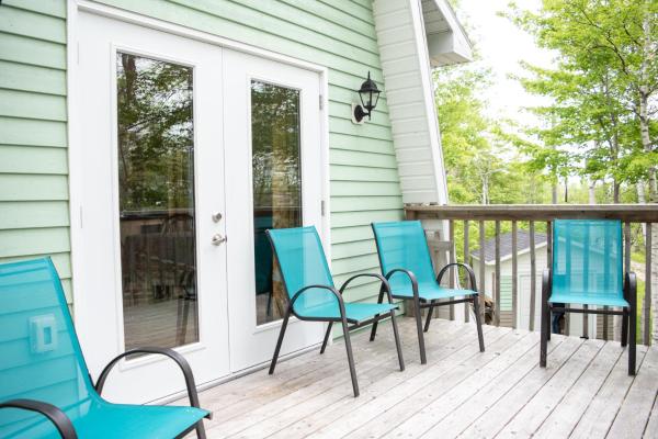 Rumi Guest House on the Cabot Trail