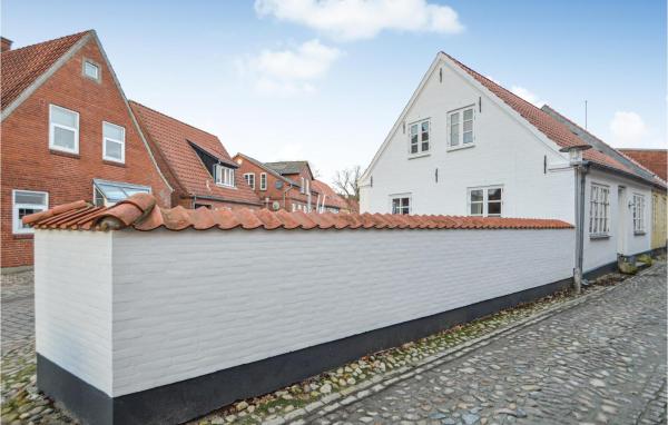 3 Bedroom Stunning Home In Tønder, Забронировать Дом для отпуска Коттеджи Тённер, Коттедж
