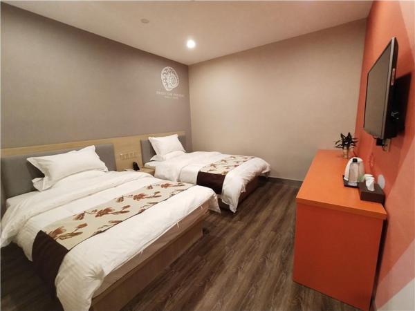 Shell Shanghai Jiading District Yumin Road Hotel