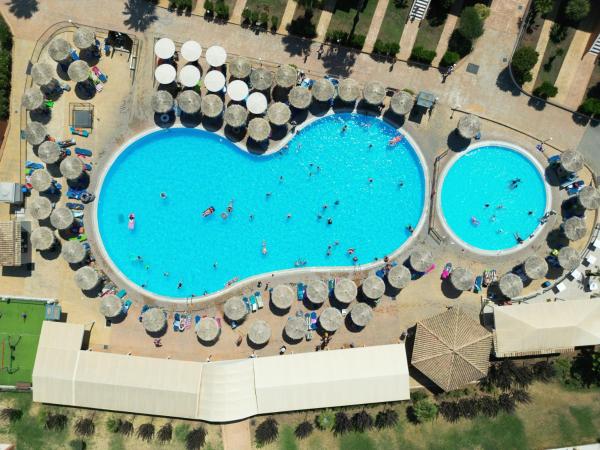 Aqualand Resort