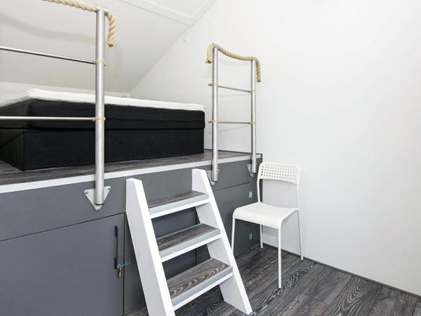 6 person holiday home on a holiday park in Ebeltoft