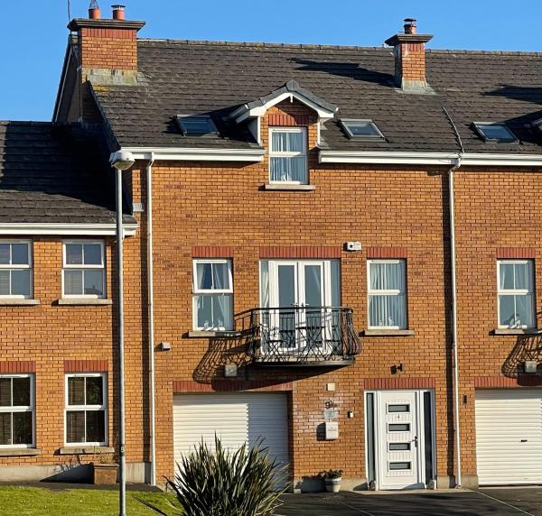 Luxury Portrush Holiday Homes - The Green, Portrush Sleeps 12 - 5 bedrooms