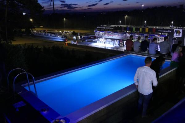 GT Lounge, Забронировать Вилла Отели Mijnstreek с бассейном, Бассейн