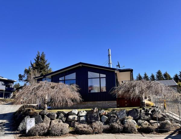 A Perfect Hideaway - Lake Tekapo, Забронировать Дом для отпуска Отели региона Кентербери с парковкой, Парковка