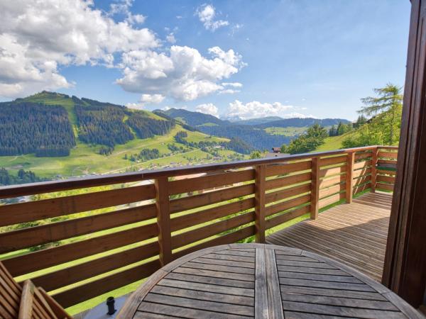 Demi-chalet charmant près des pistes, 2 balcons ensoleillés - FR-1-505-59