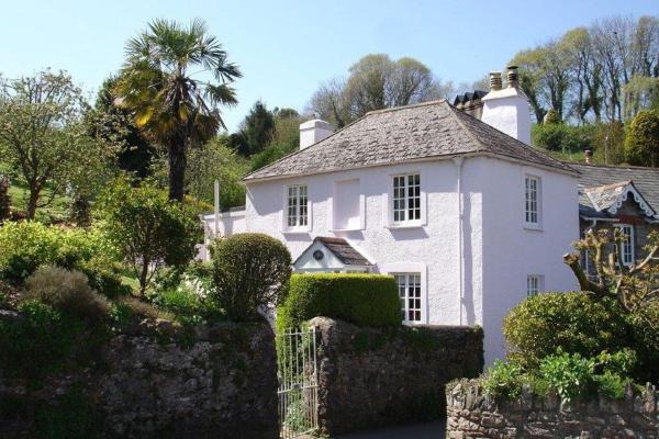 Thornwell Cottage - Heart of the village, amazing gardens, glorious views and brimming with character, Забронировать Дом для отпуска Диттисхэм Англия