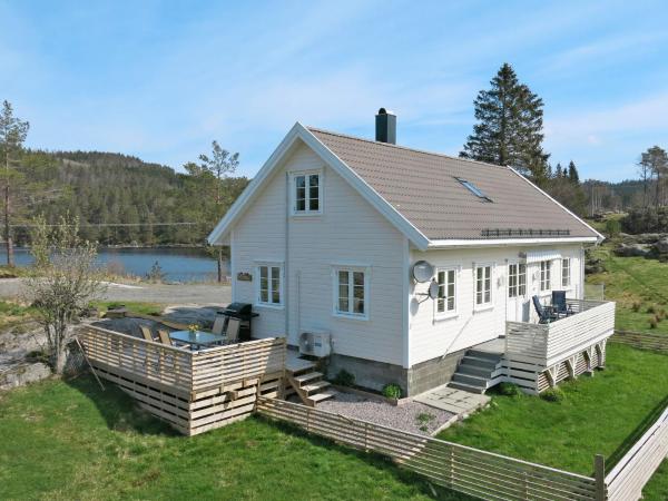 Holiday Home Der ute by Interhome, Забронировать Дом для отпуска Болдланд Agder