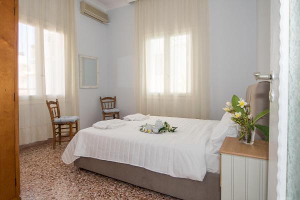 The Romantic Beach House, Забронировать Дом для отпуска Ханья периферийная единица Ханья