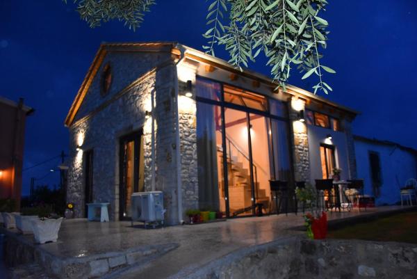 Casa Pietra, Забронировать Дом для отпуска Виллы Контокали, Вилла