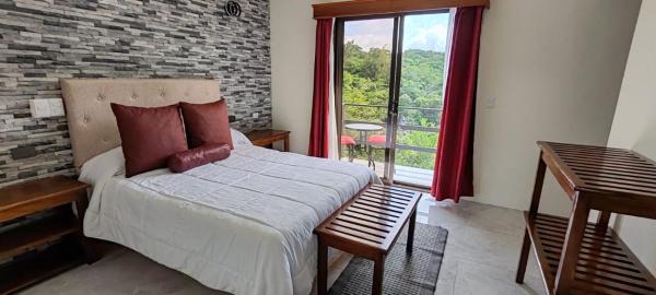 Monteverde Coati & Sloth Studios Apartaments Hotel